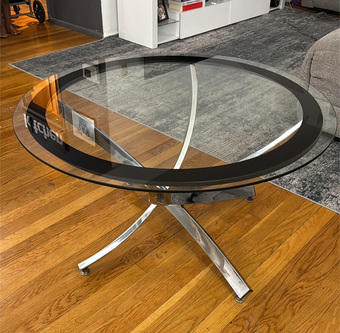 Round Glass