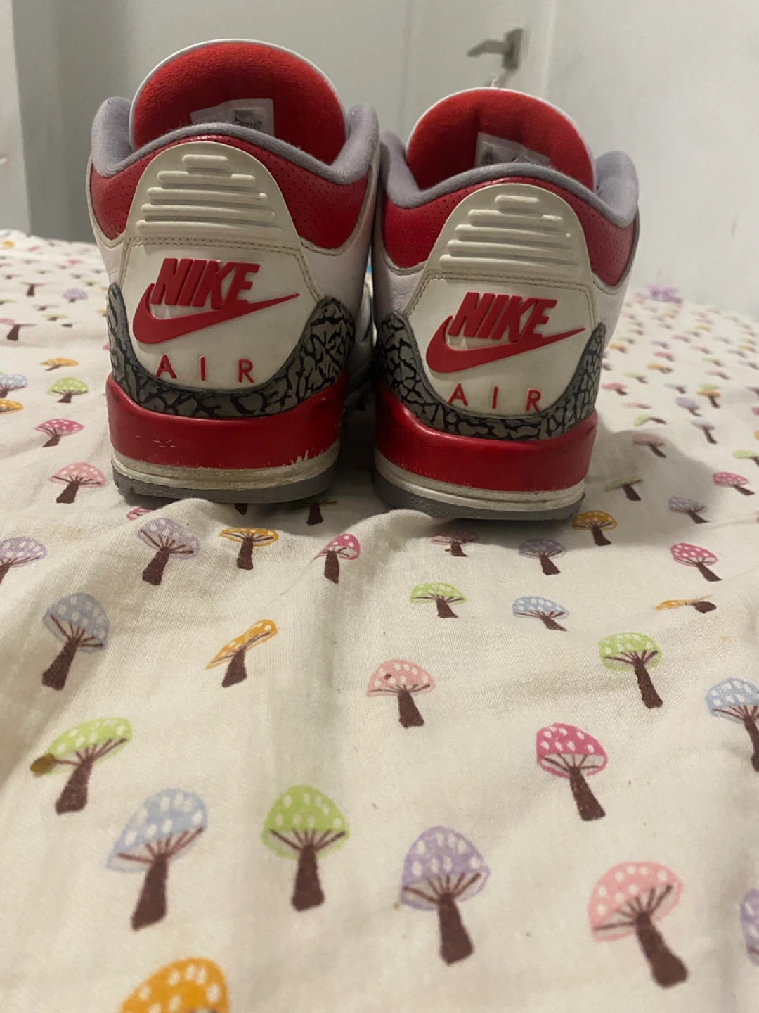 Nike Air Jordan 3 Retro White/Red - photo 2