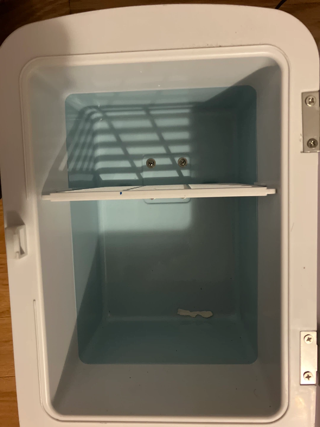AstroAI Mini Fridge LY0204A - photo 2