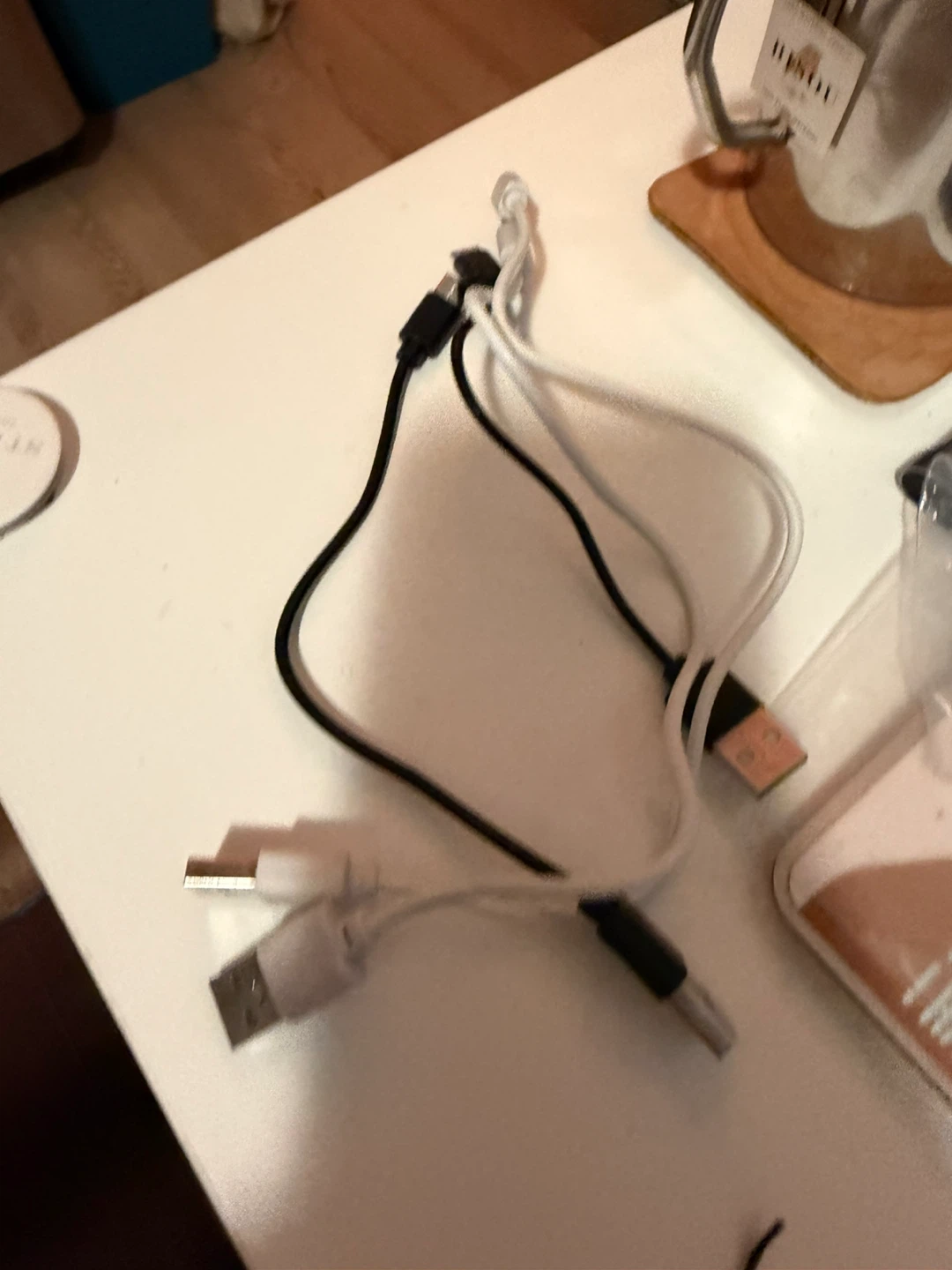*FREE* USB-C cables - photo 2