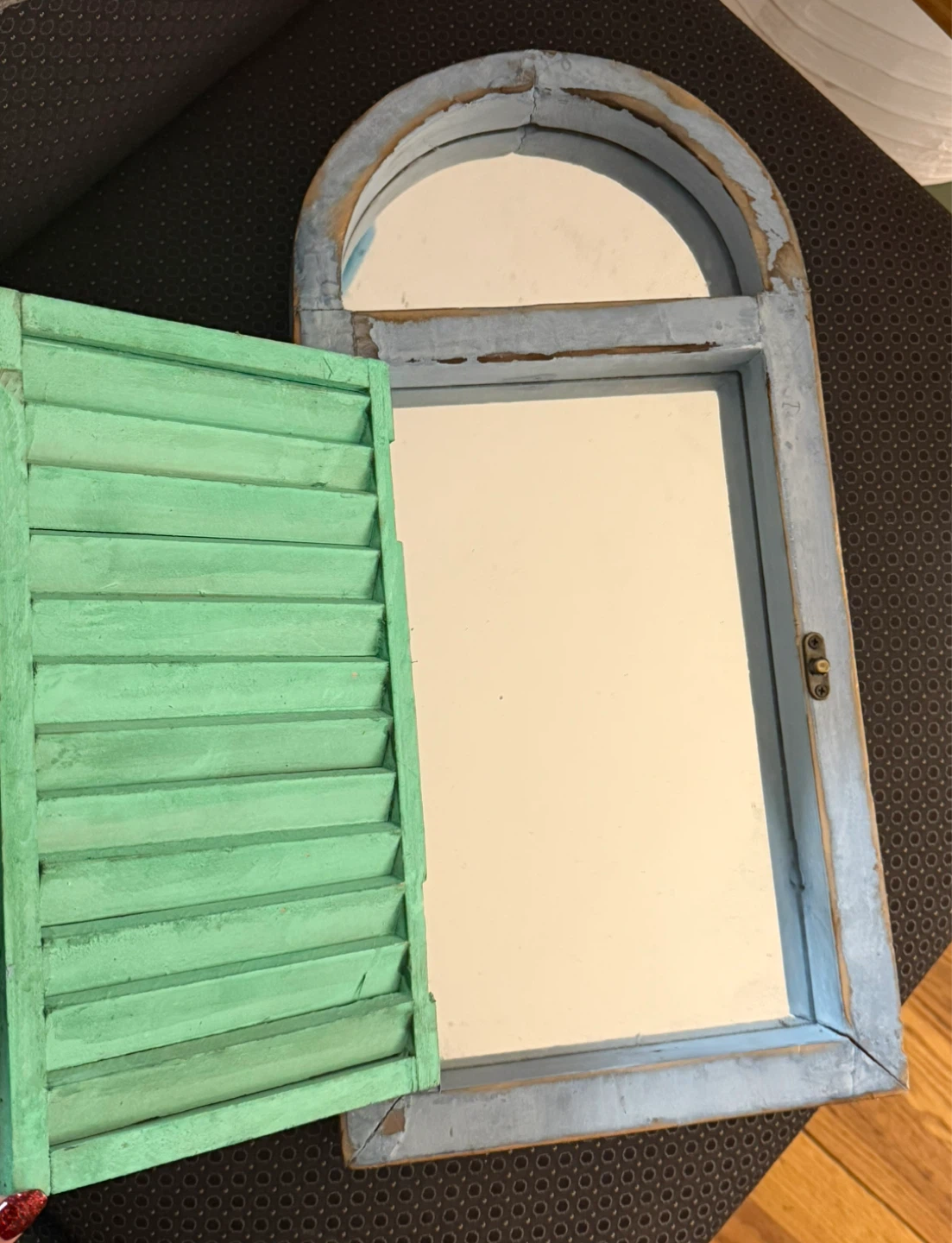 🥕 Small Rustic Mirror with Door - photo 2