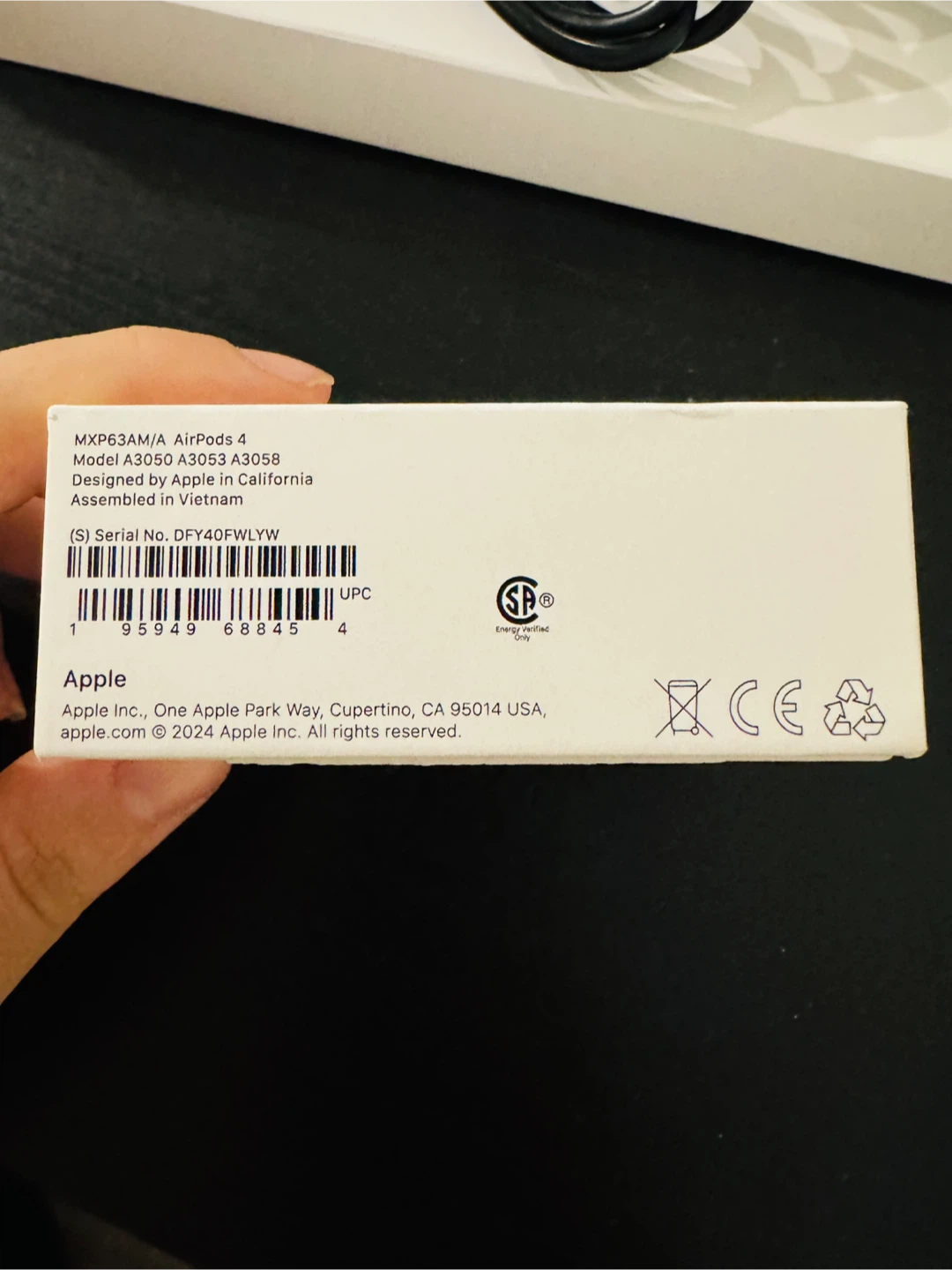 Apple AirPods 4 boxes - photo 2