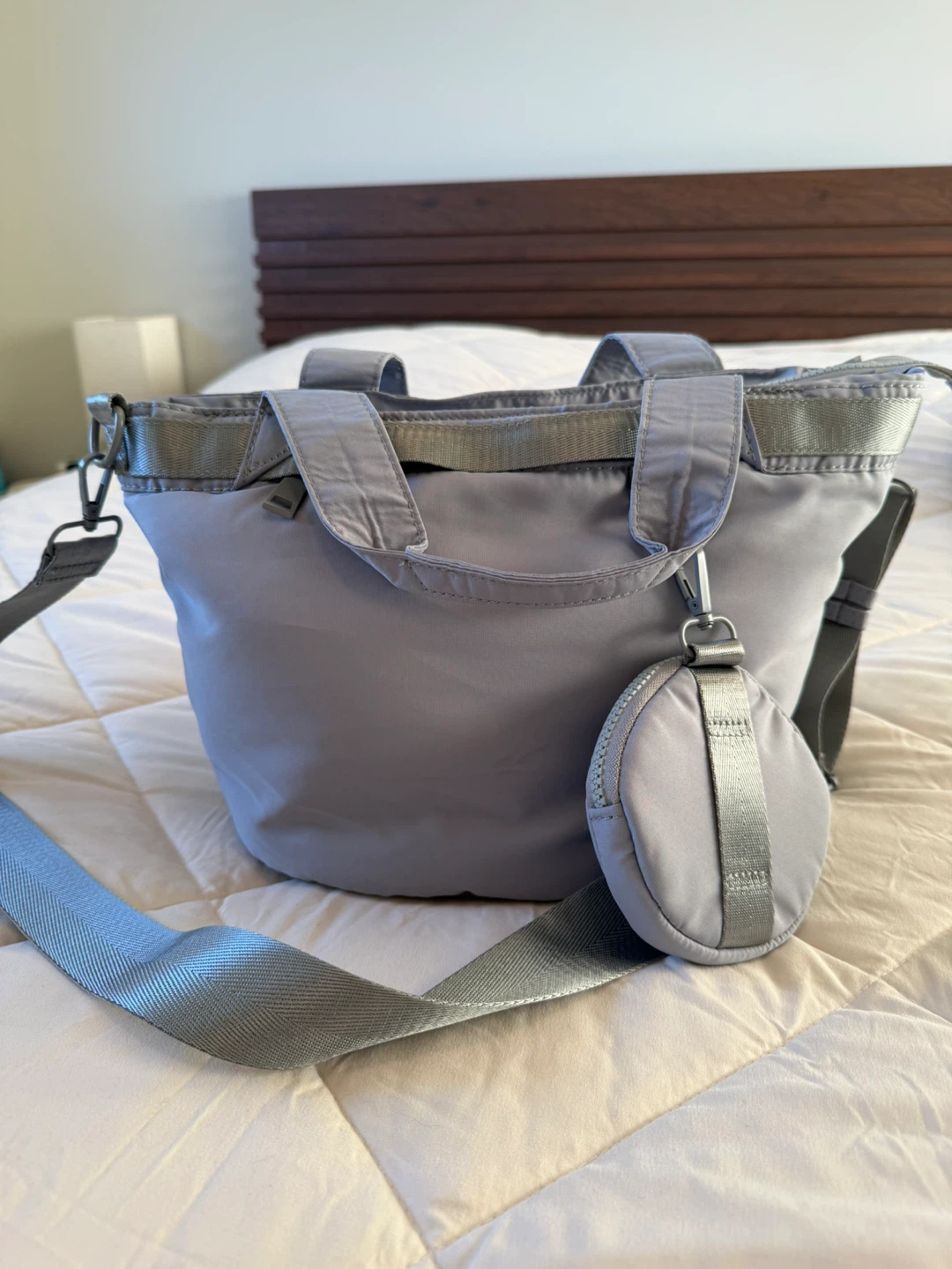 Grey Everyday Tote Bag – Crossbody Strap, Spacious & Lightweight