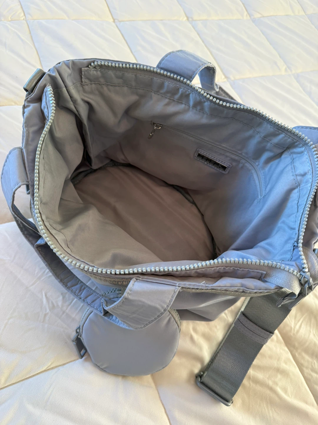 Grey Everyday Tote Bag – Crossbody Strap, Spacious & Lightweight - photo 5