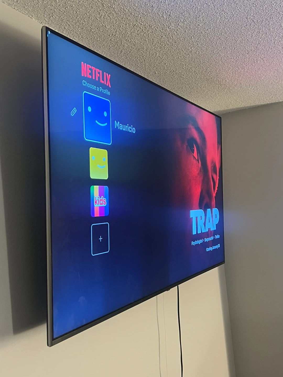 Samsung smart TV 65 inch up to 140 hrtz - photo 2
