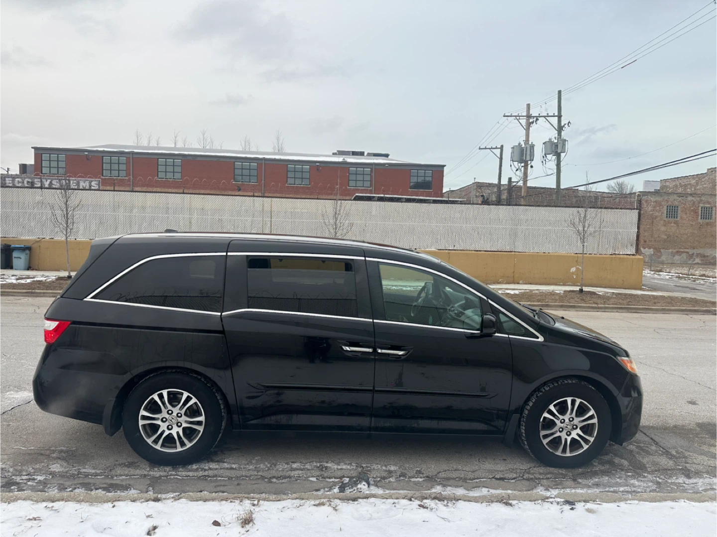 2013 Honda Odyssey Minivan - Black 97k