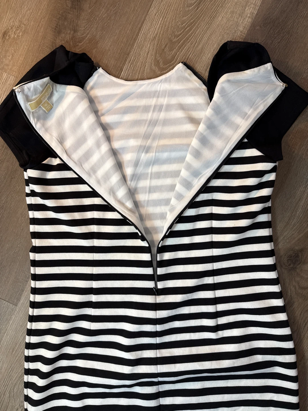 Michael Kors Black & White Striped Dress - Size 10 - photo 5