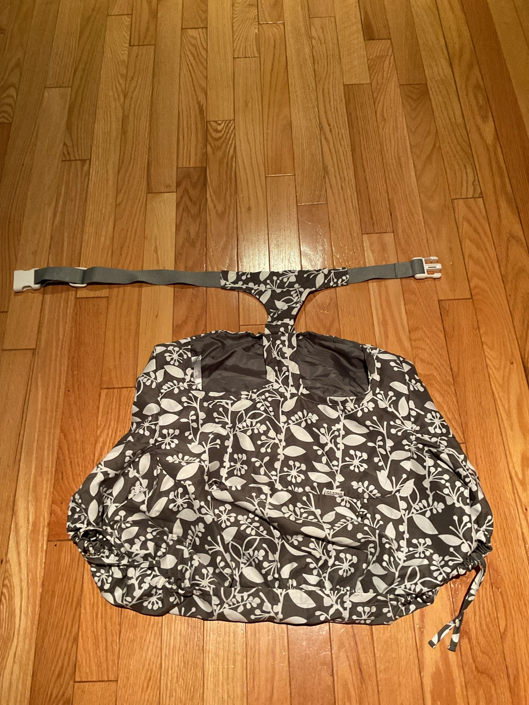 JJ Cole floral baby shopping cart seat cover