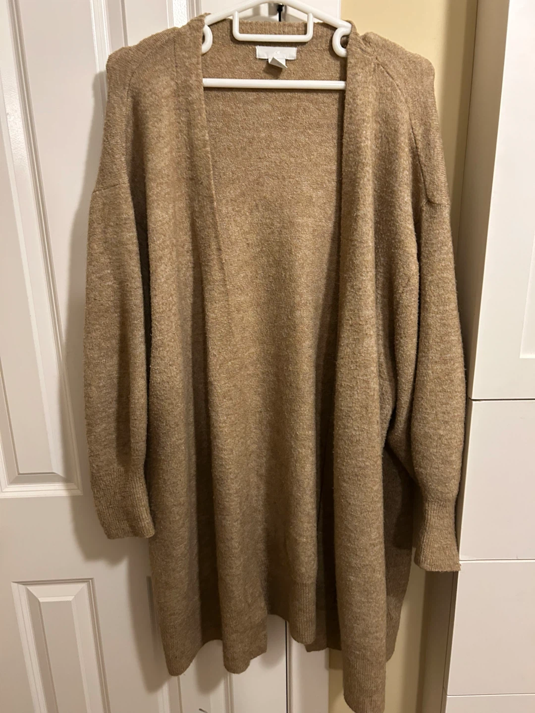 H&M XXL Tan Cardigan