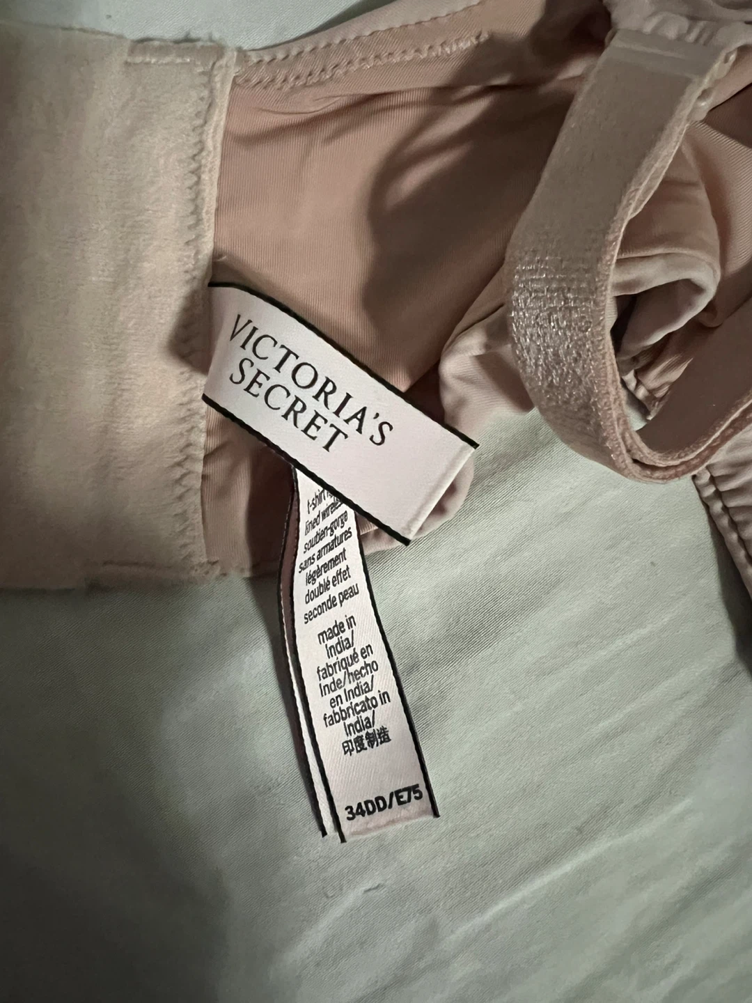 Victoria's Secret 34DD/E75 Bra - photo 3