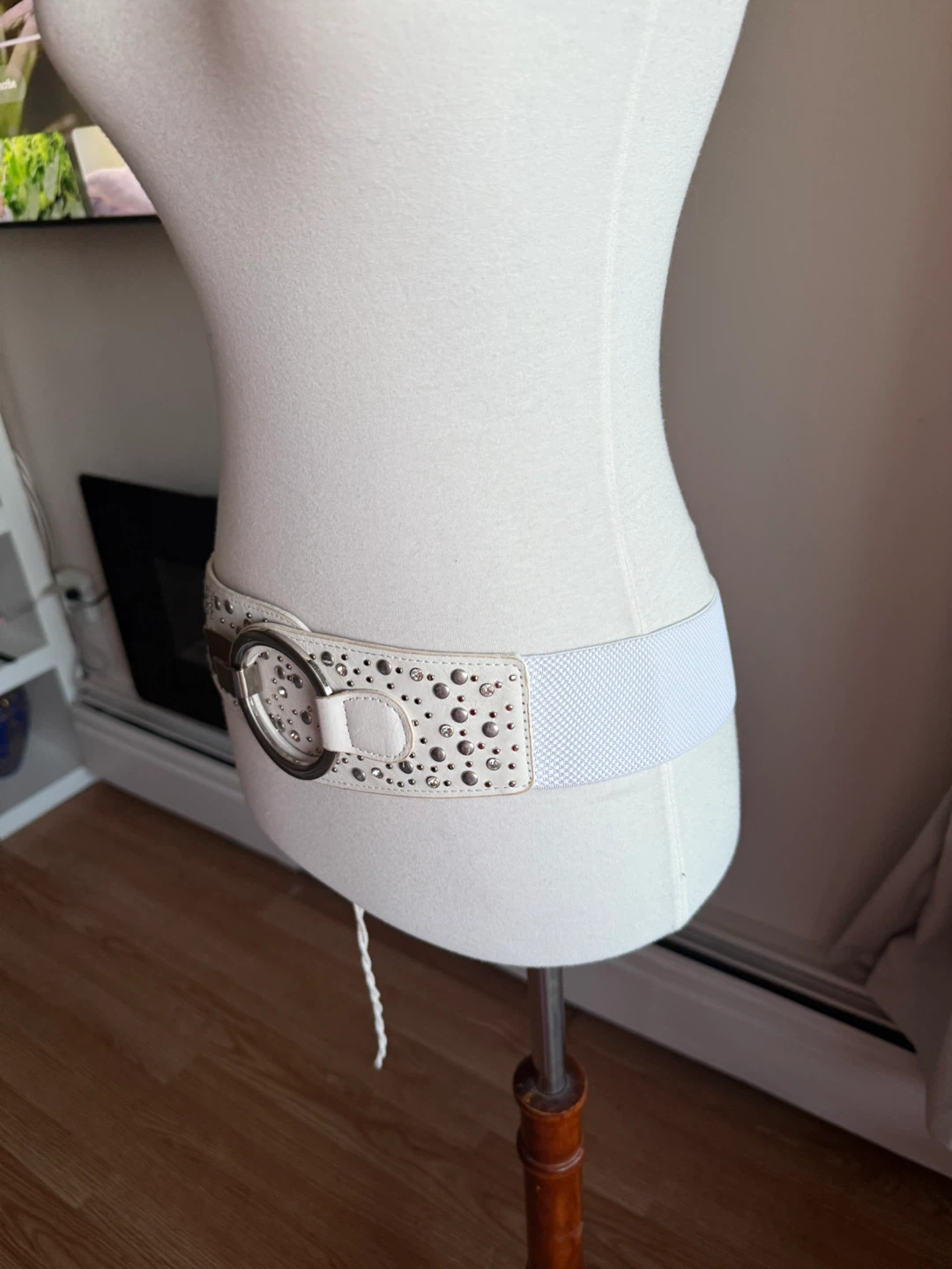 Blackbutterfly White Rhinestone Belt US 6-8 - photo 4