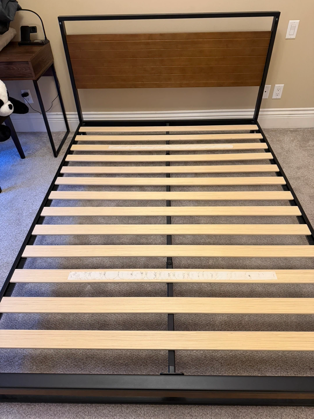 Queen Size Bed Frame - photo 2