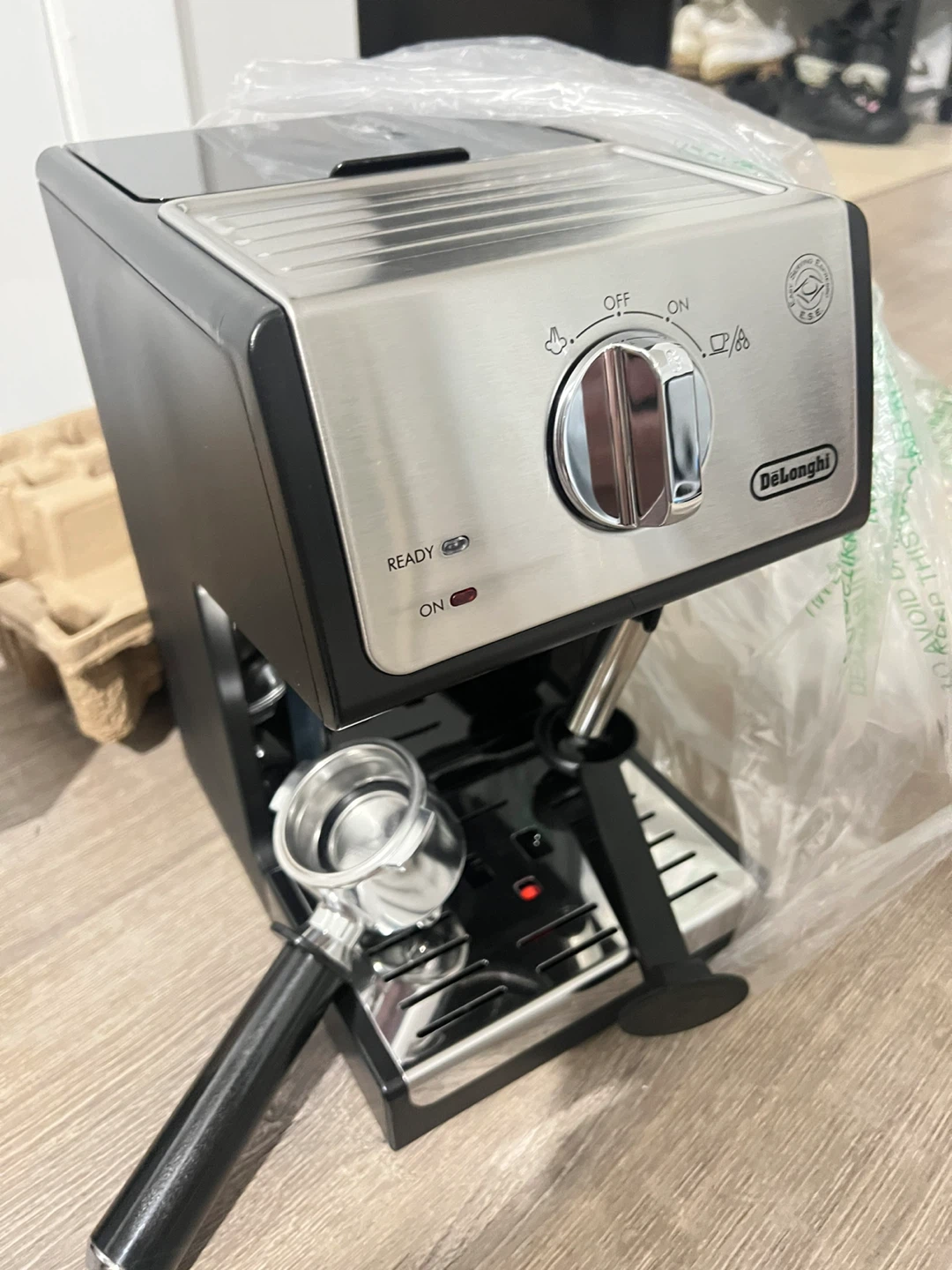 DeLonghi Espresso Machine - photo 2