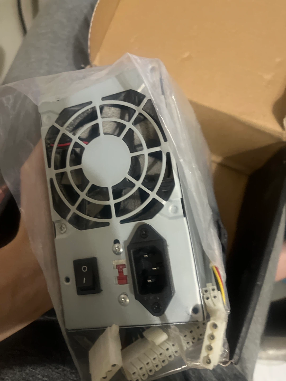 Cooler Master Elite 550 Ver.2 PSU - photo 2