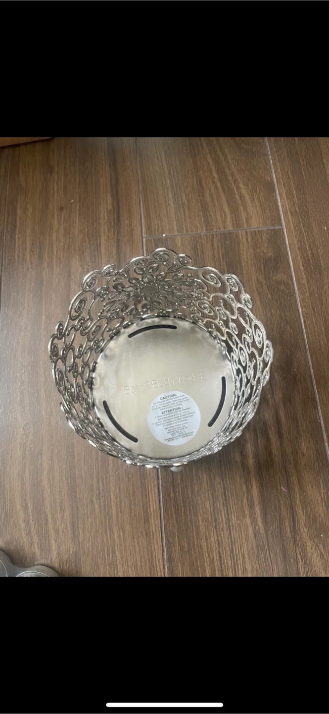 Bath and BodyWorks Candle Holder - photo 3