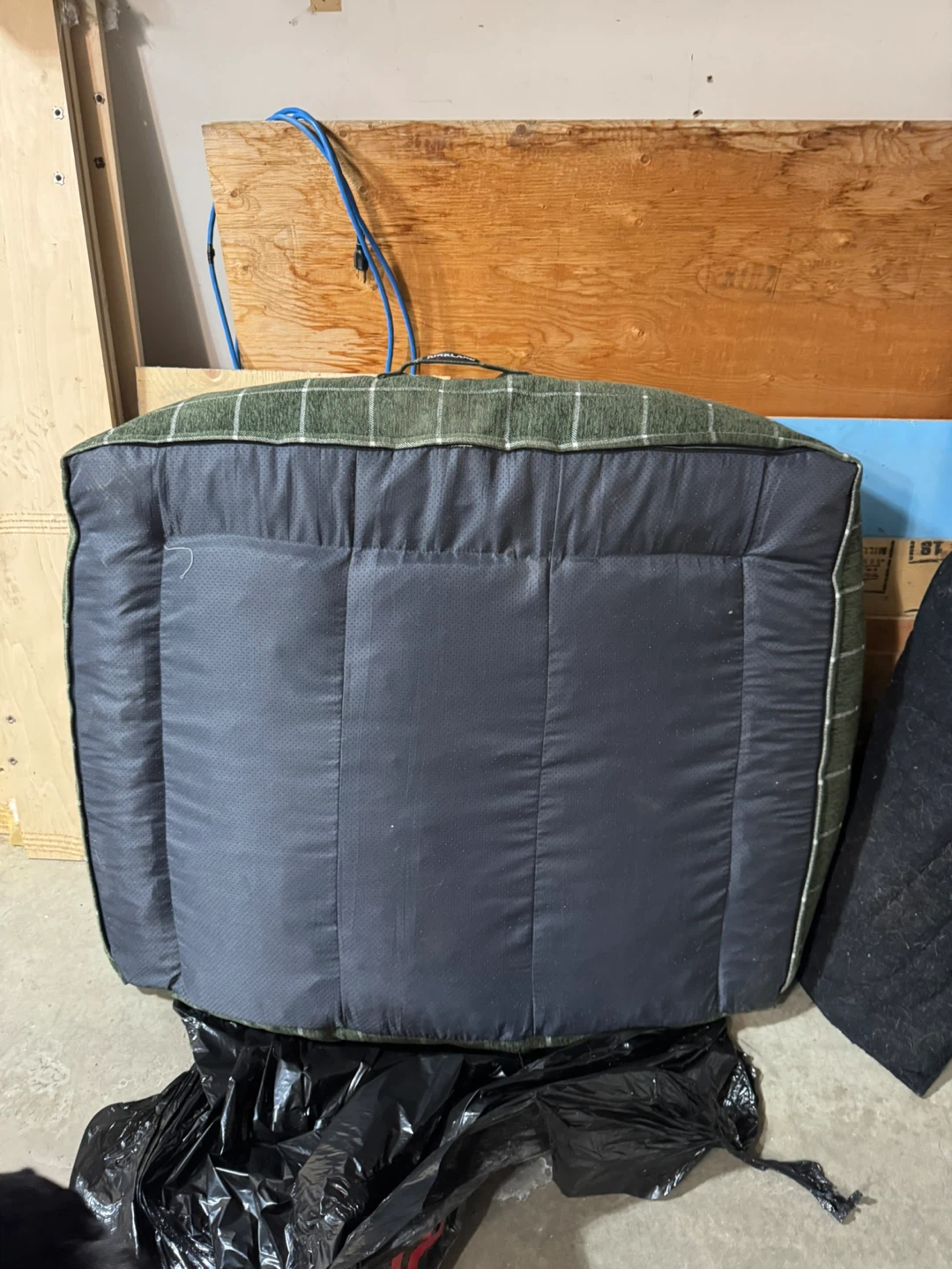 Dog Bed - Green Plaid Trim, 27"x30" - photo 3