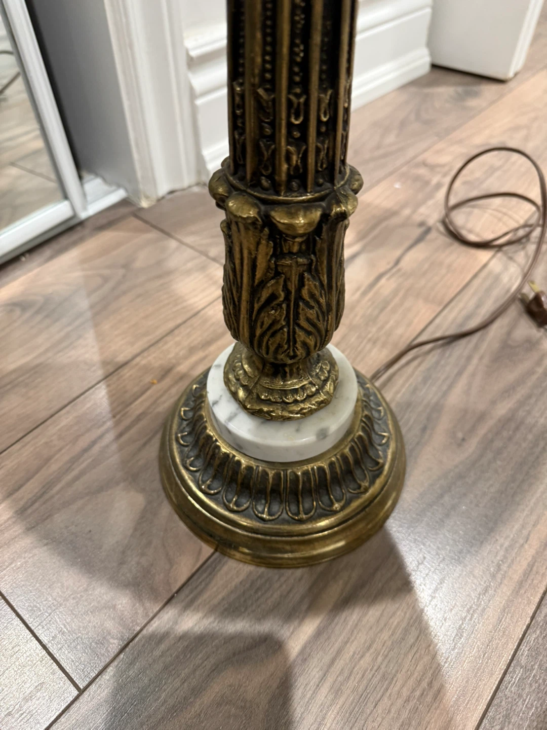 Pair of elegant antique Table Lamps Marble and bronze - photo 4