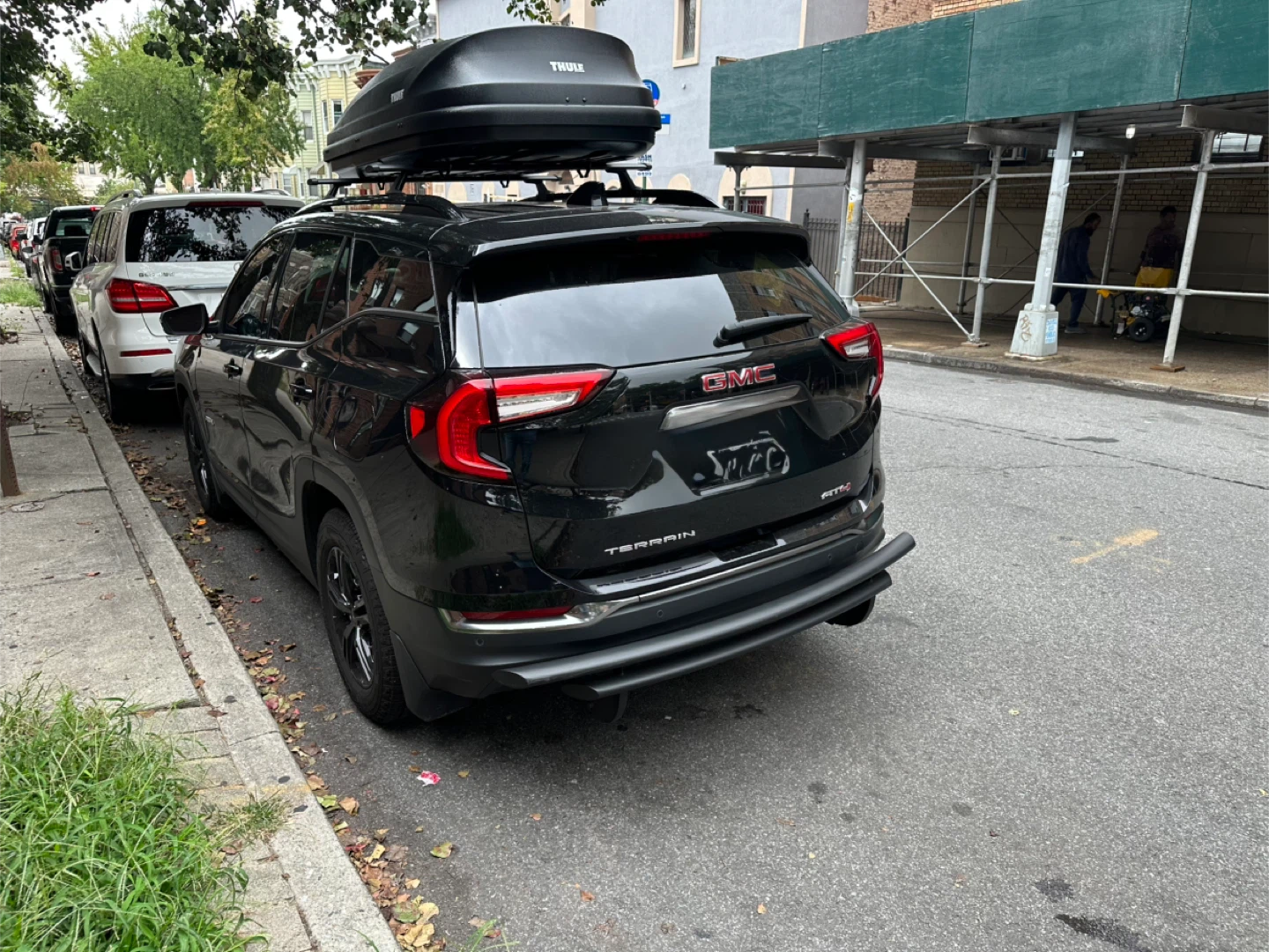 Thule 614 pulse cargo medium, black. - photo 2