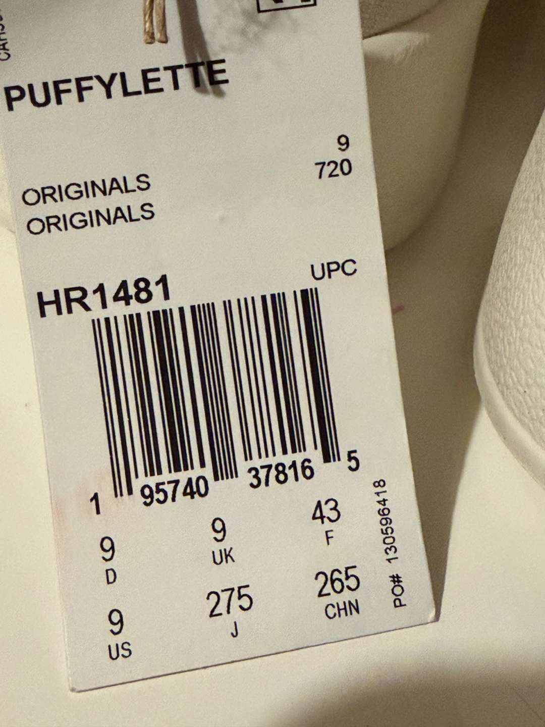Adidas Puffylette Mules Size 9 US - photo 3