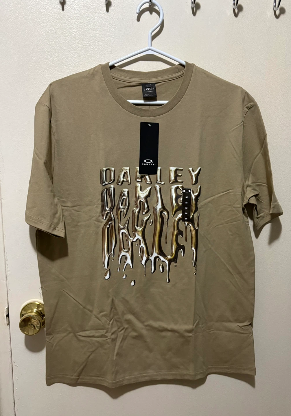 Men’s Oakley Graphic T-Shirt - Size M