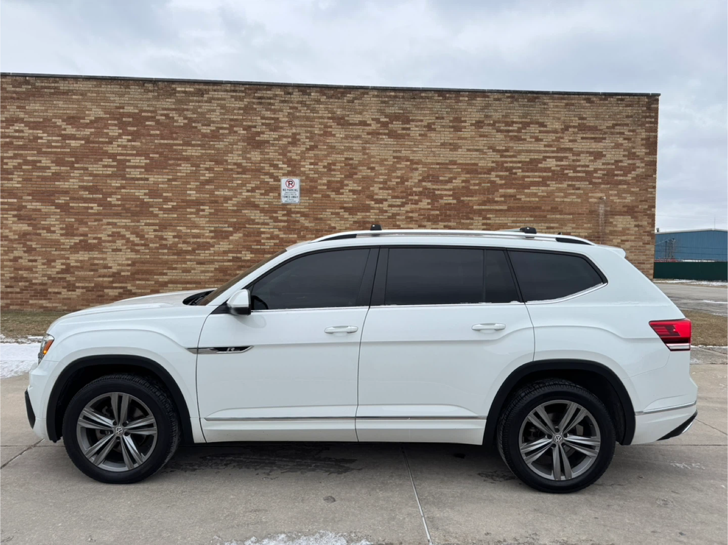 2019 VOLKSWAGEN ATLAS V6 SEL R-LINE 4MOTION - photo 4