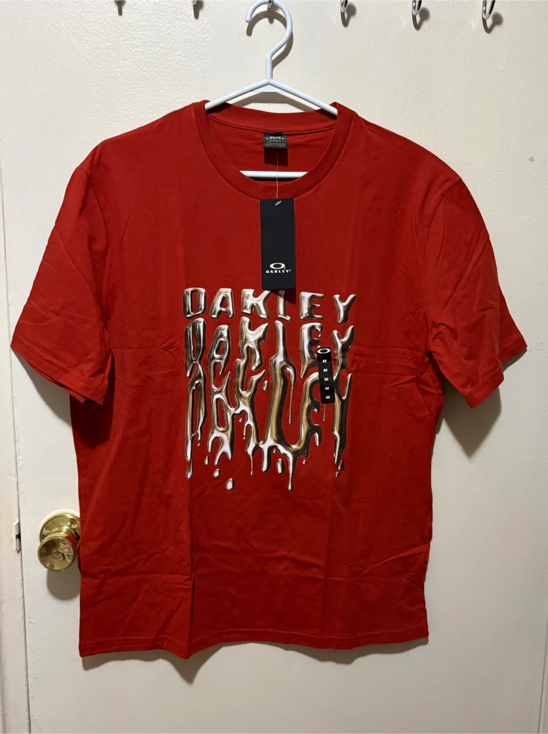 Men’s Oakley Graphic Tee - Size M