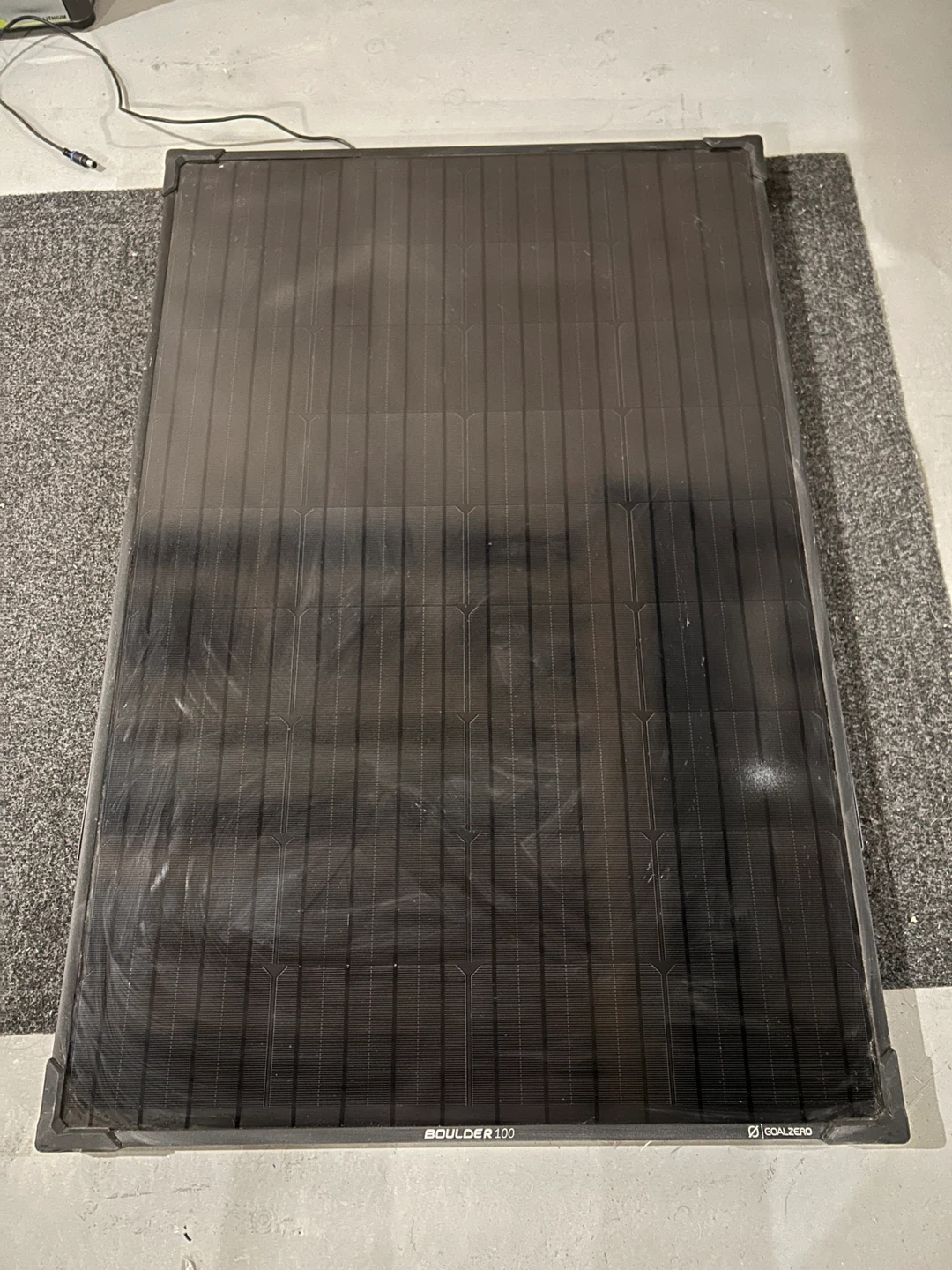 Goal Zero Yeti 400  & Boulder 100 Solar Panel - photo 5
