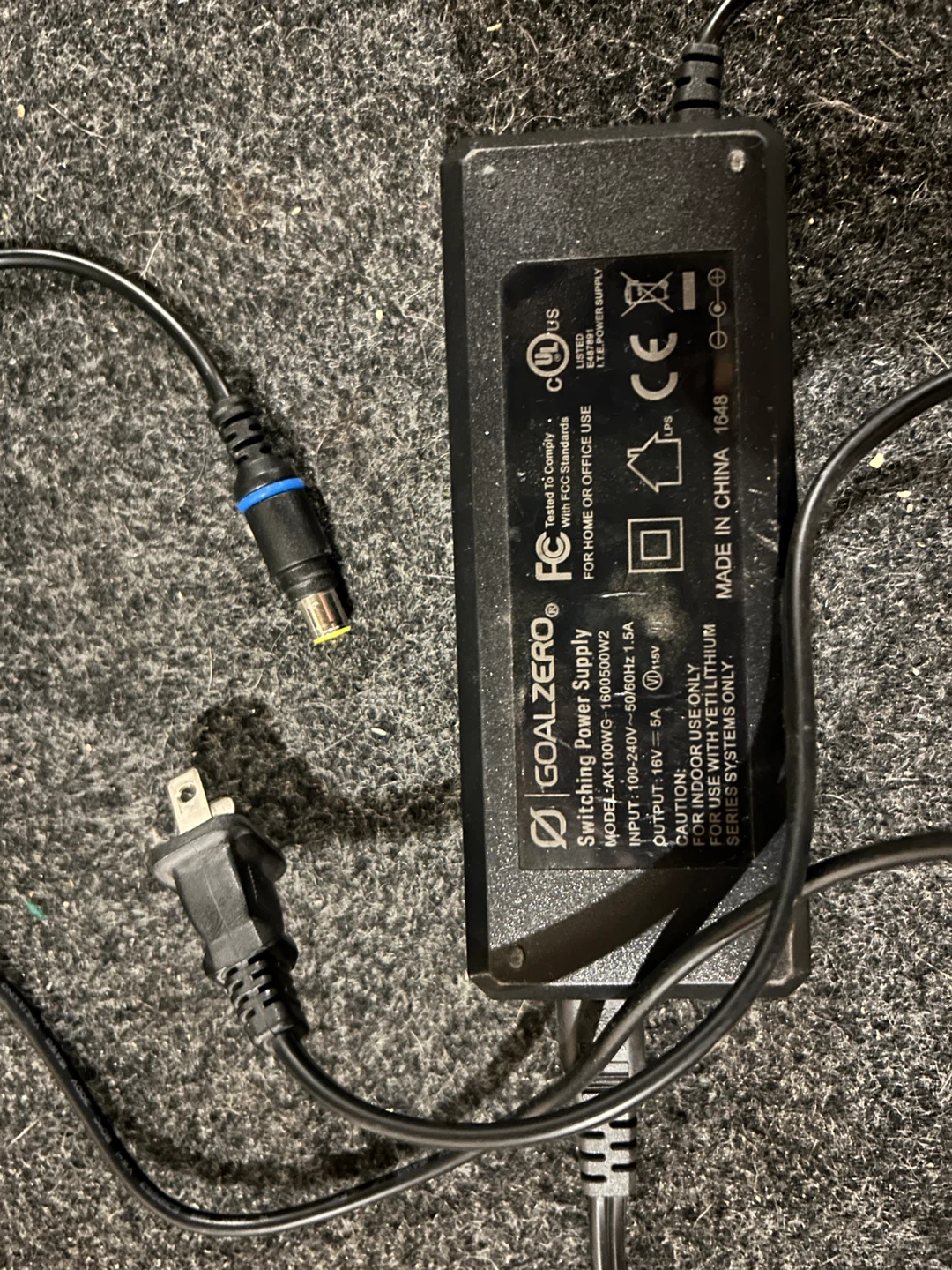 Goal Zero Yeti 400  & Boulder 100 Solar Panel - photo 3