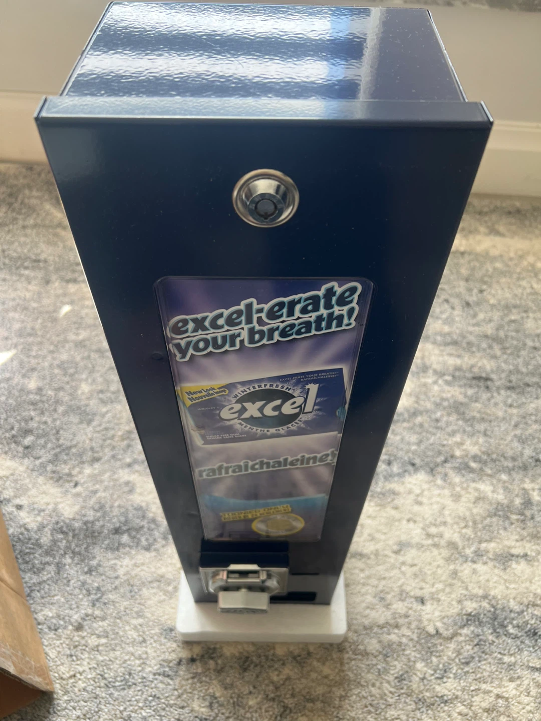 Excel  Gum Vending Machine  Brand New- Toonies Only - photo 2