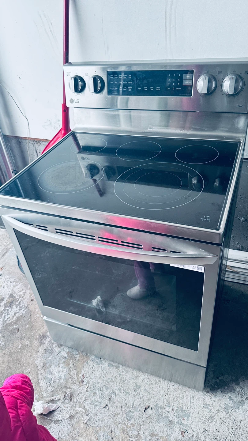 Stove lg light used