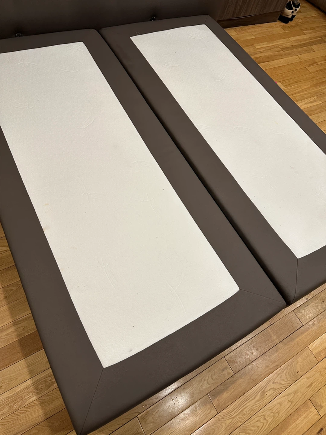 Grey European Queen Faux Leather Platform Bed (CAN DELIVER) - photo 5