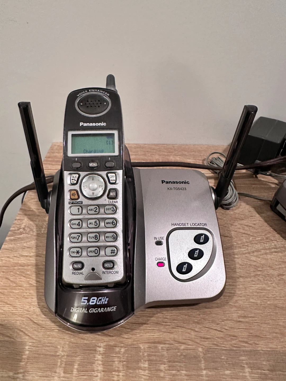 Panasonic KX-TG6423 Cordless Phone System