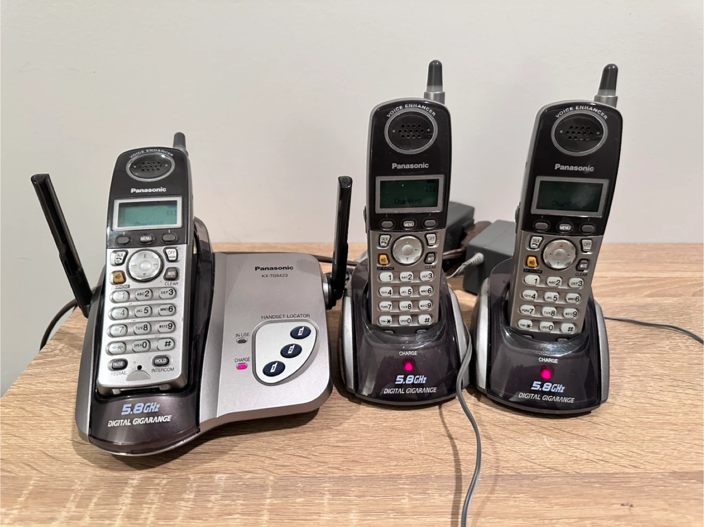 Panasonic KX-TG6423 Cordless Phone System - photo 2