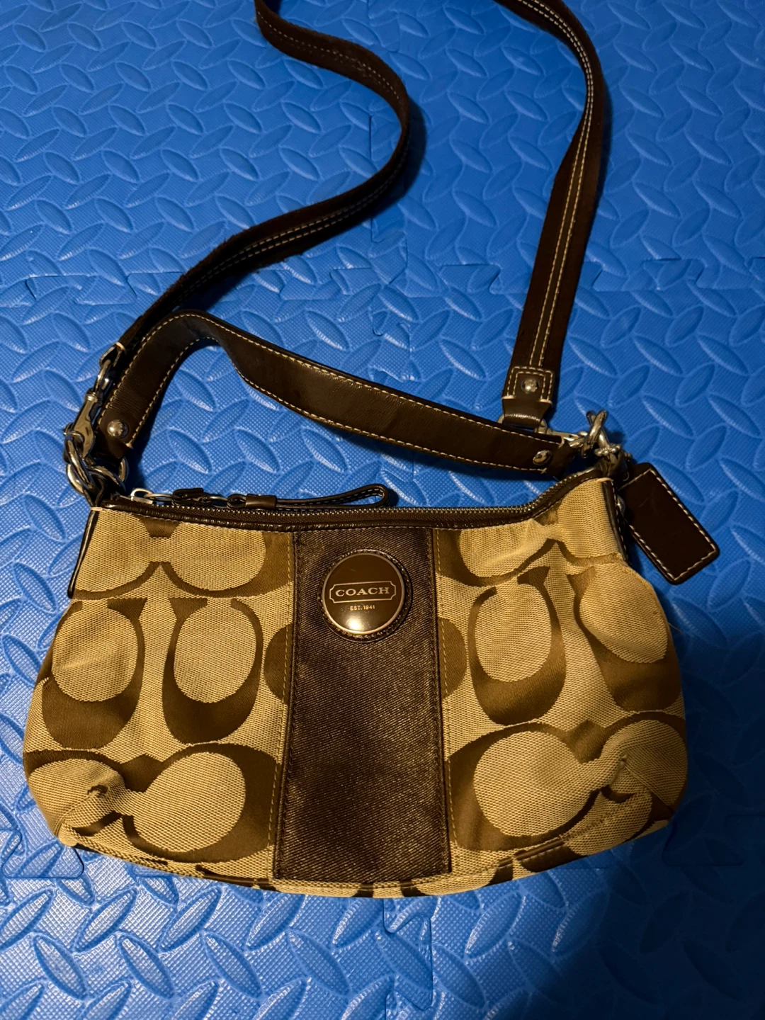 Coach Signature Canvas Crossbody Bag