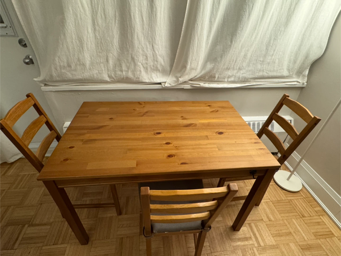 Move out sale - Assorted Furniture & Appliances - photo 2