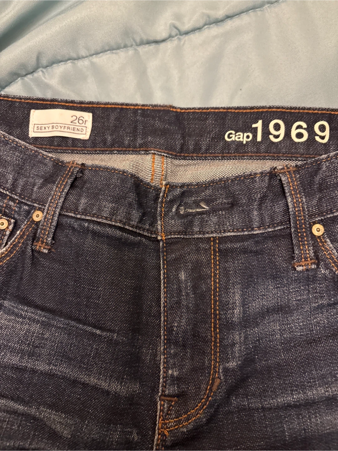 Gap 1969 Sexy Boyfriend Jeans Size 26R - photo 2