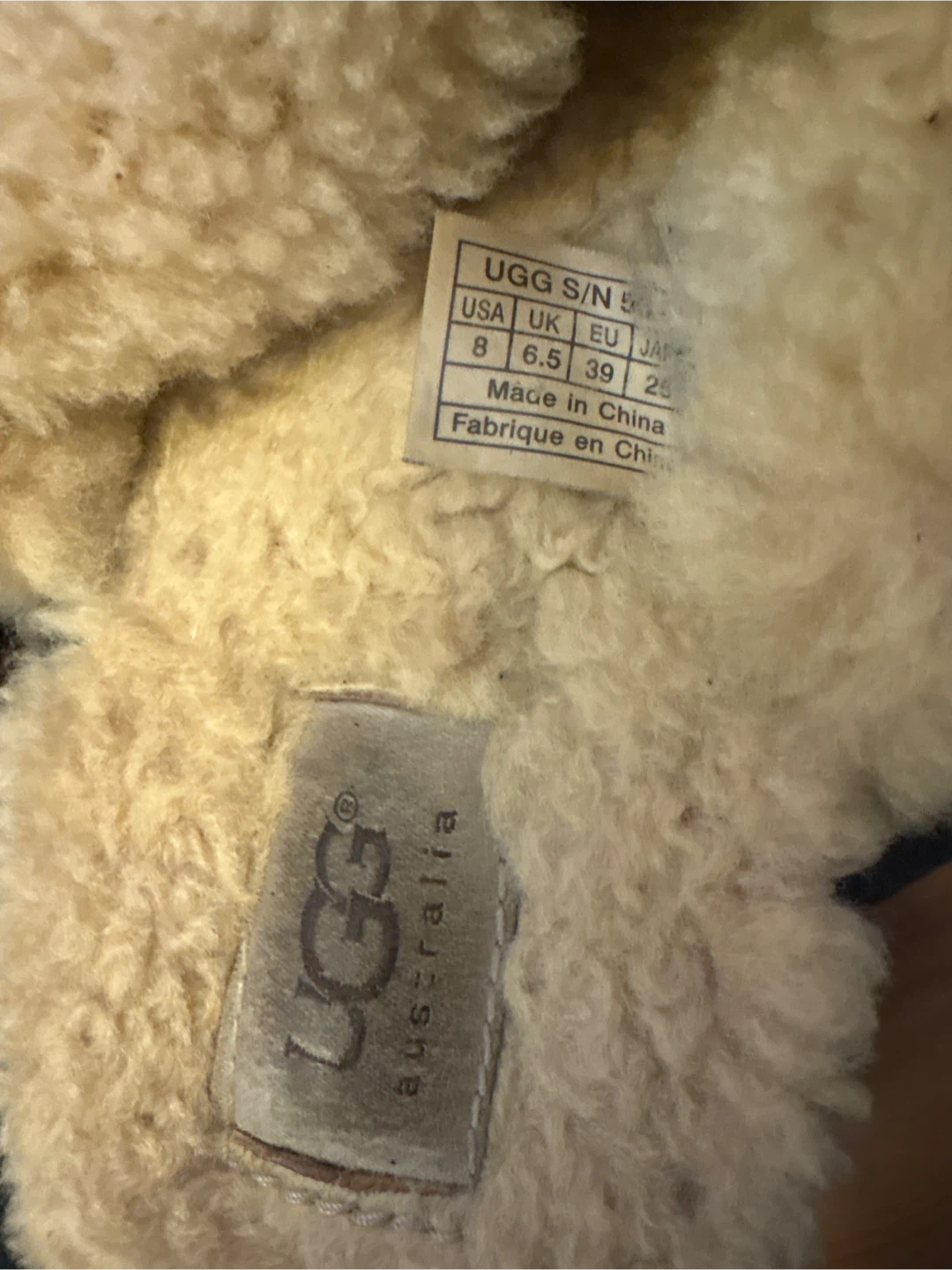 UGG Australia Women's Slippers Size 8 - photo 2