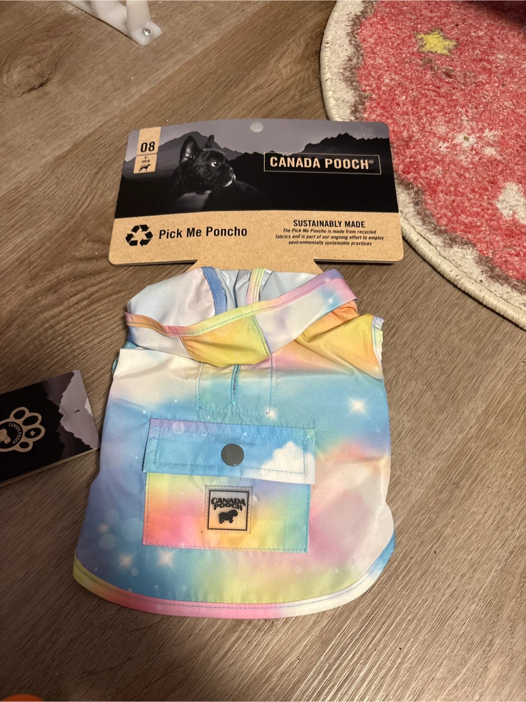 Canada Pooch Pick Me Poncho - Size 08