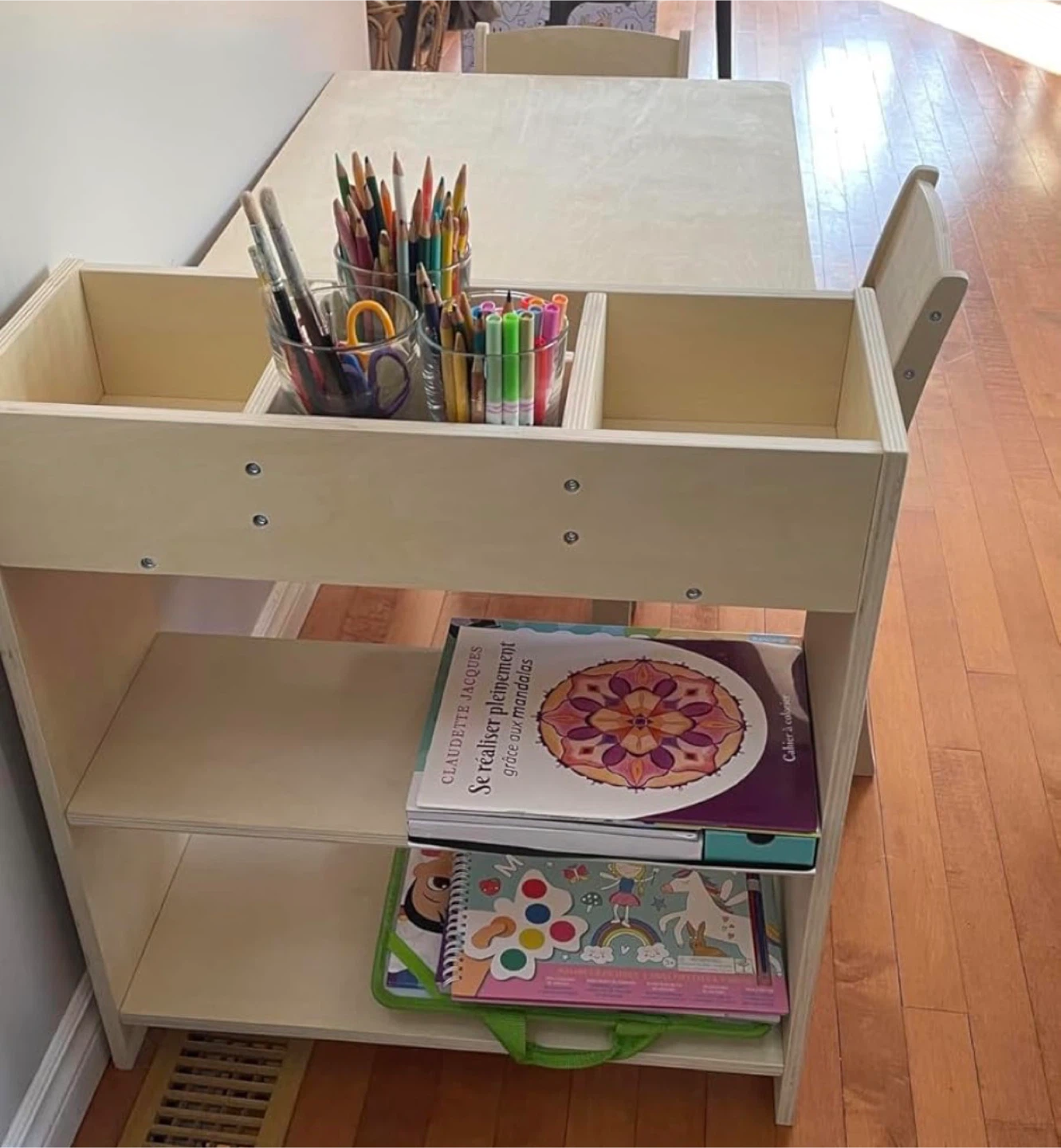 Kids Art Table with Storage and Chairs - photo 3