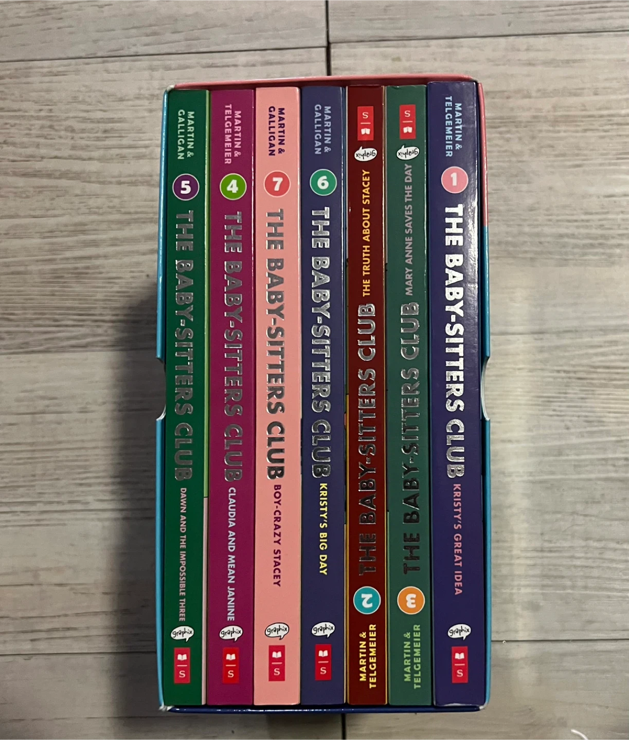 The Baby-Sitters Club Graphix Collection by Ann M. Martin - photo 2