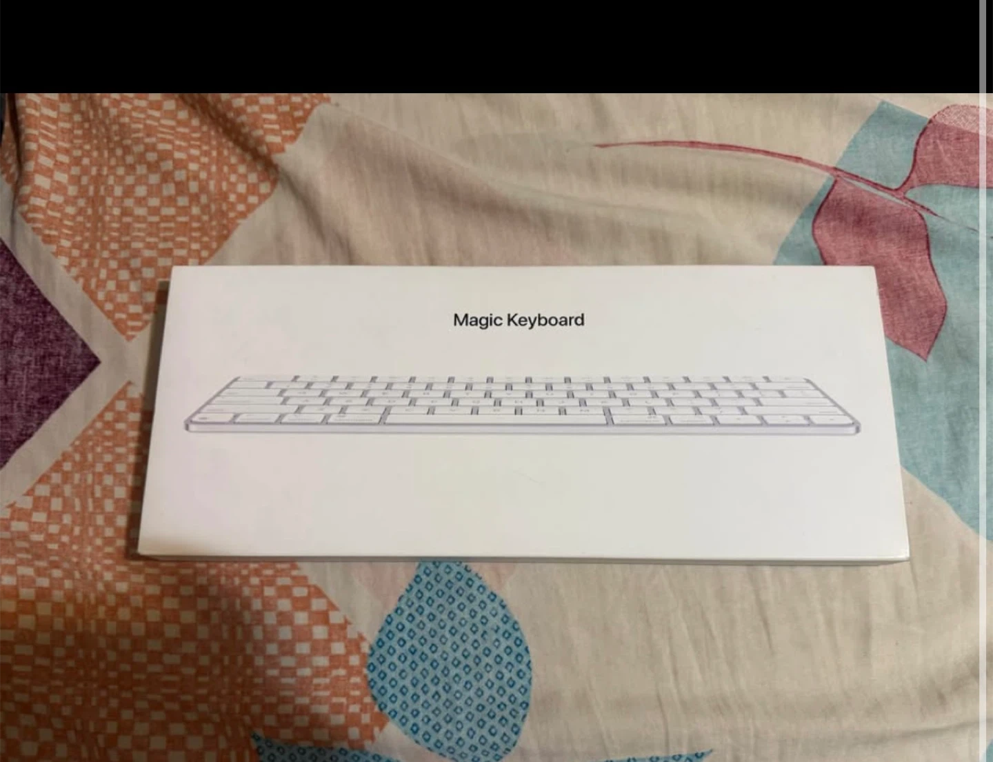 Apple Magic Keyboard - Like New!