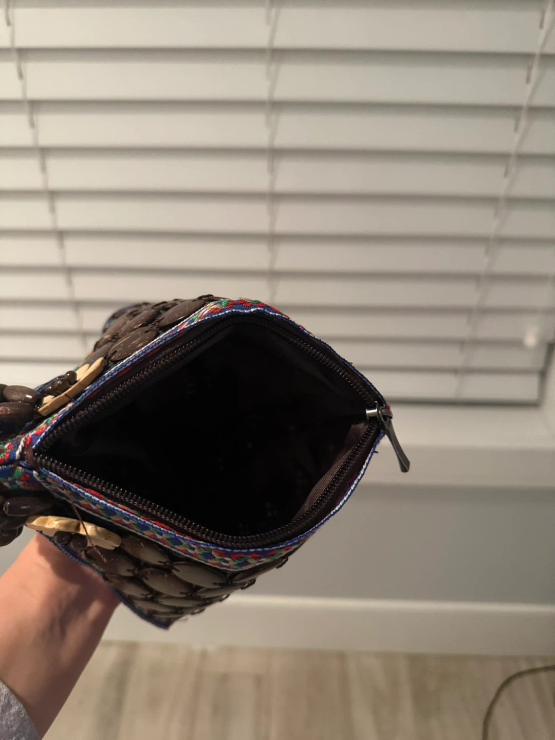 Unique Beaded Pyramid Purse - photo 3