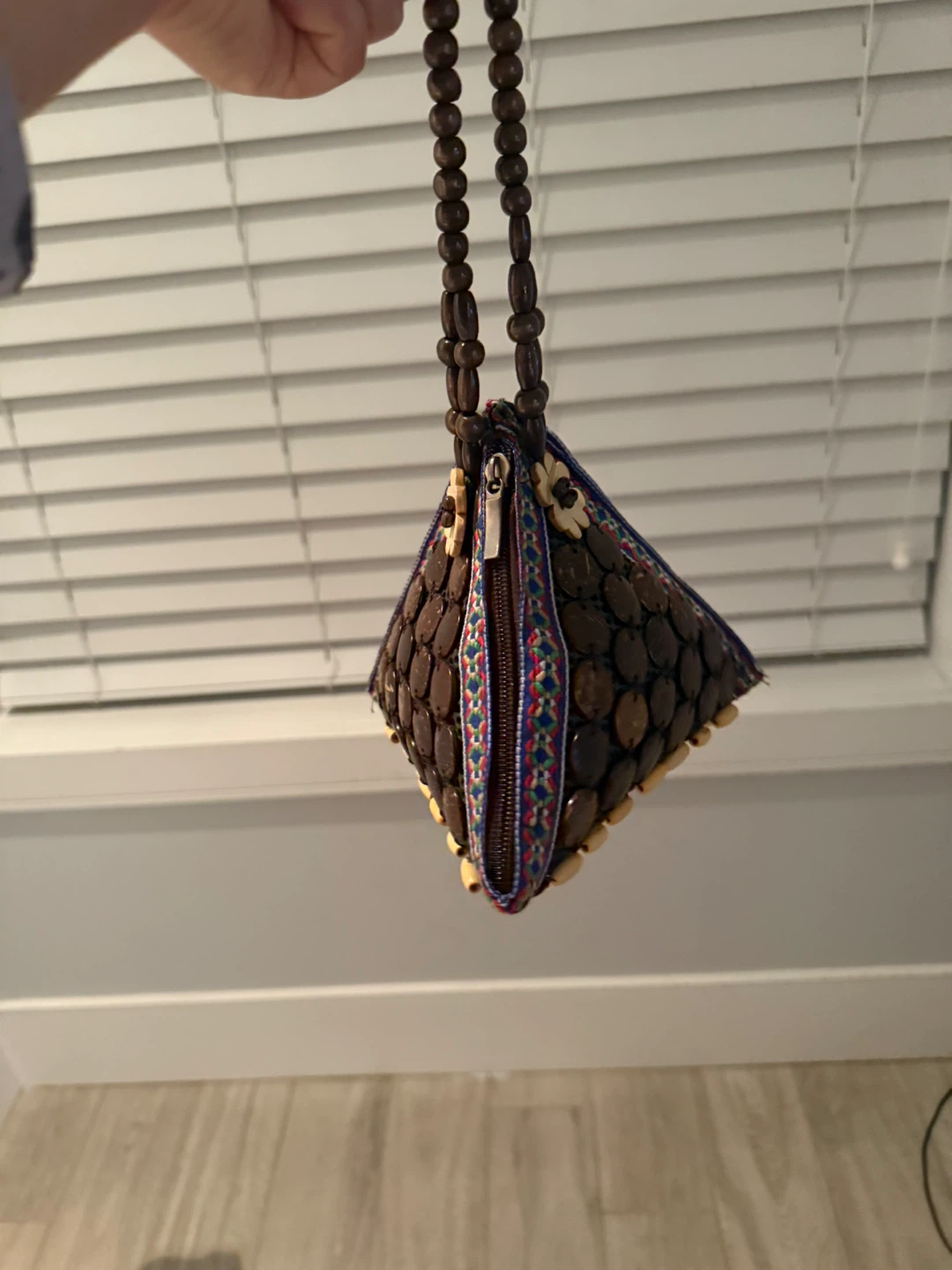 Unique Beaded Pyramid Purse - photo 2