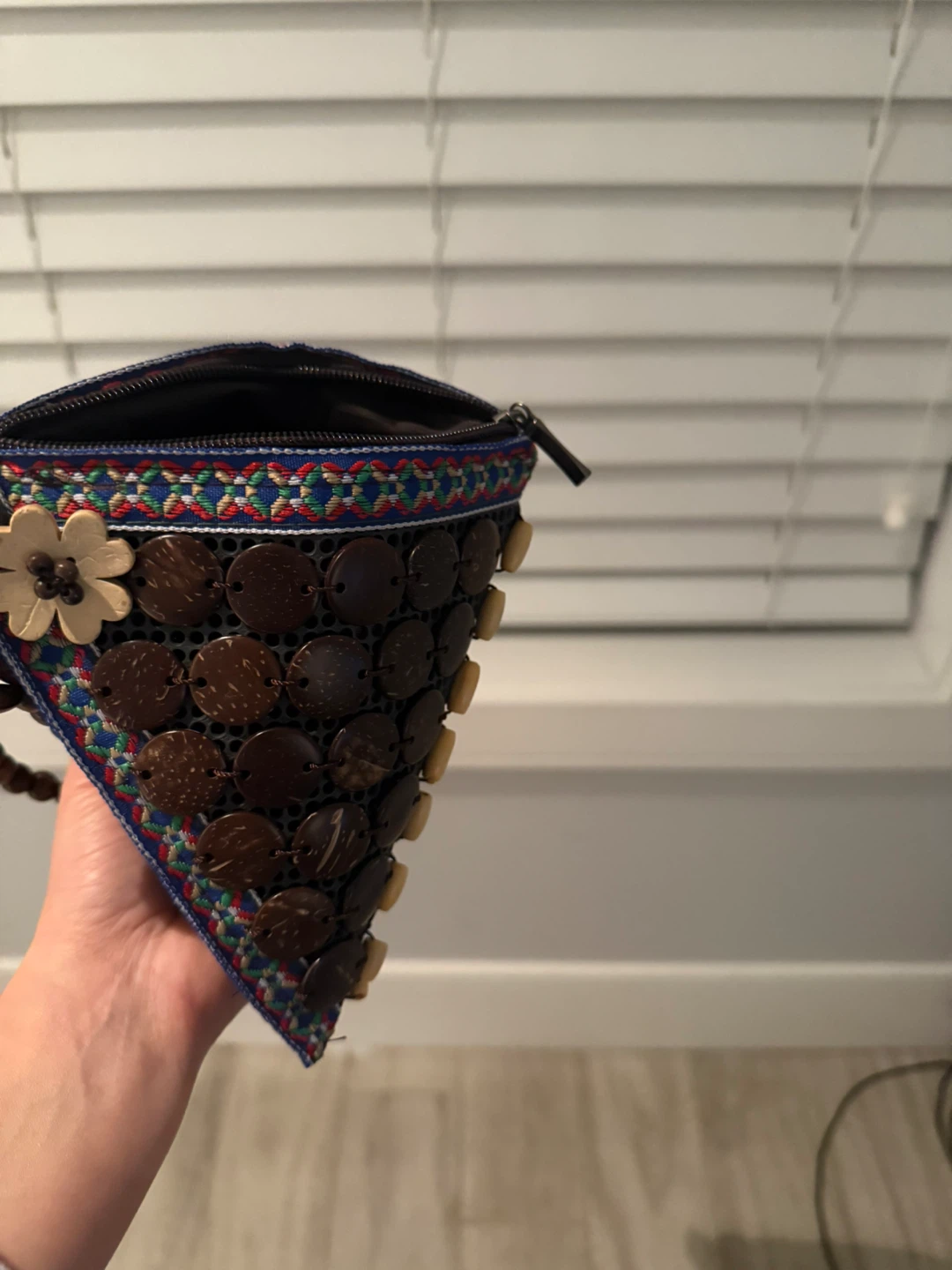Unique Beaded Pyramid Purse - photo 4