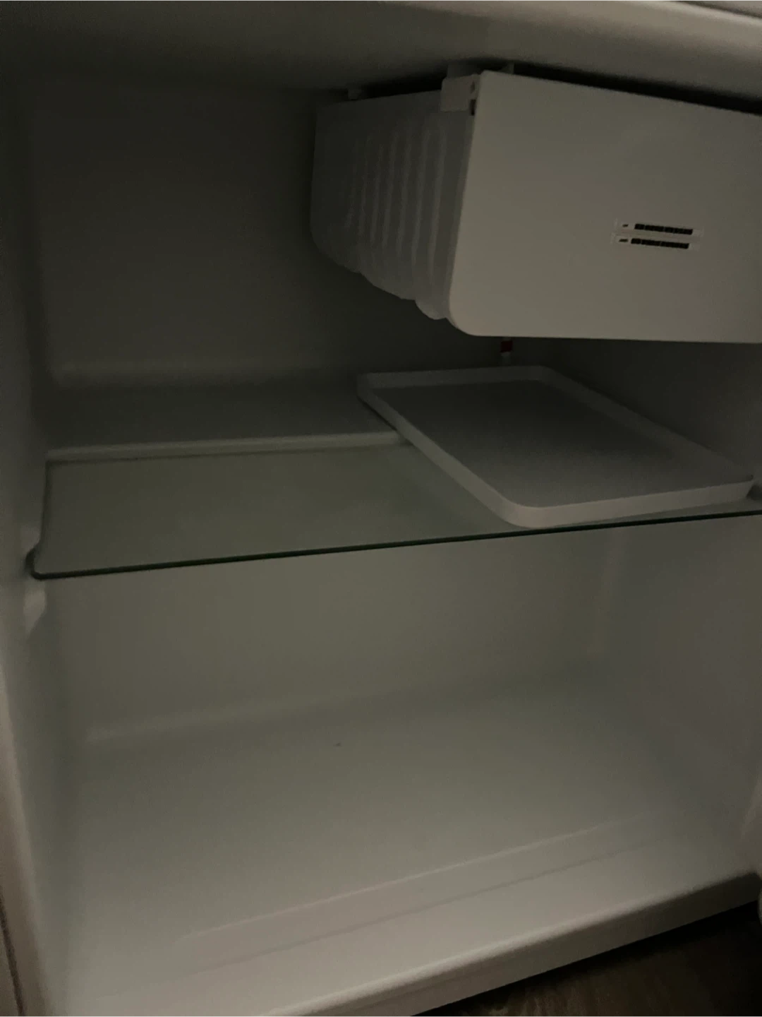 Master Chef Mini Fridge - White - photo 3