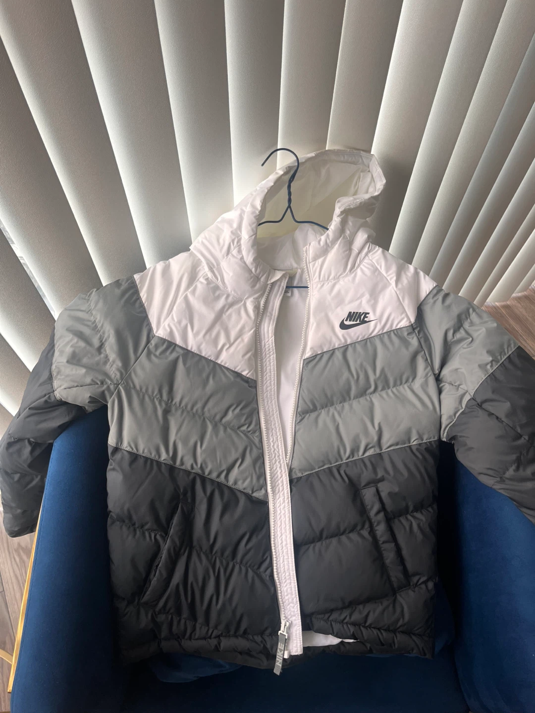 Kids Nike Puffer Jacket - Size M