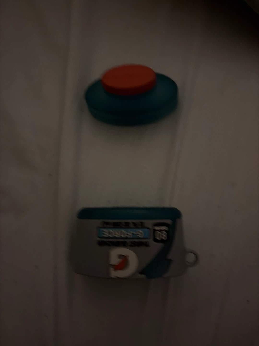 Gatorade AirPod case - photo 3
