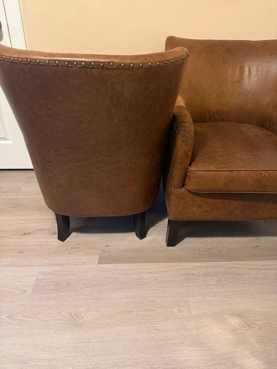 Pair of Brown Leather Armchairs - photo 4