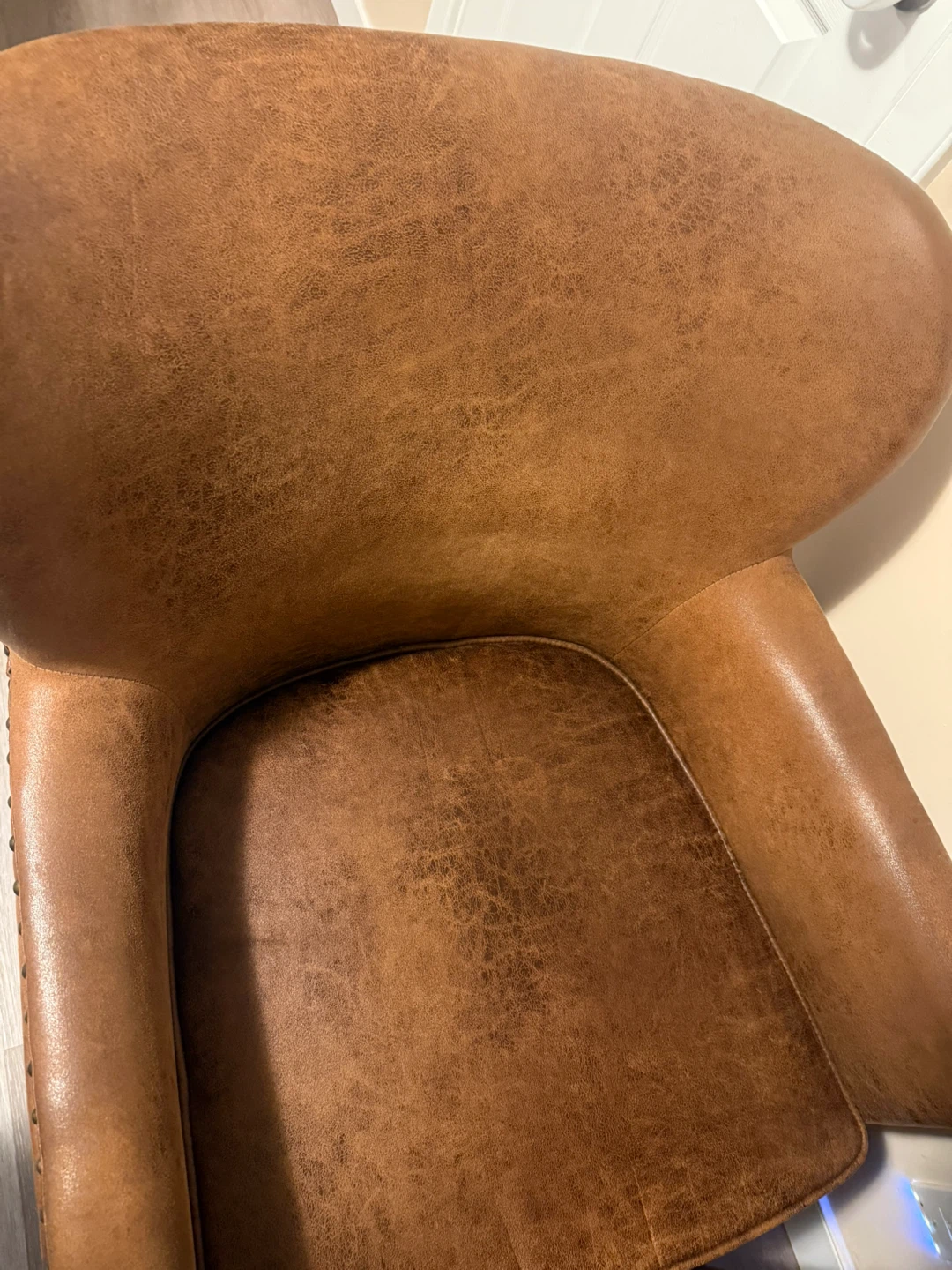 Pair of Brown Leather Armchairs - photo 3