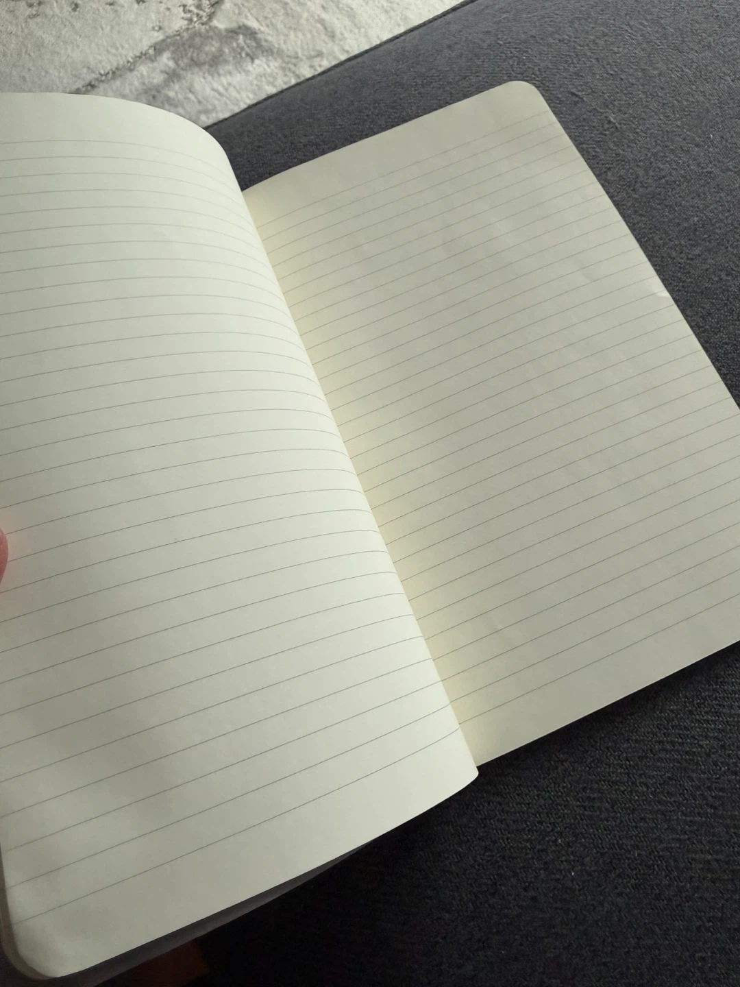 GREAT CONDITION Notebook - photo 2